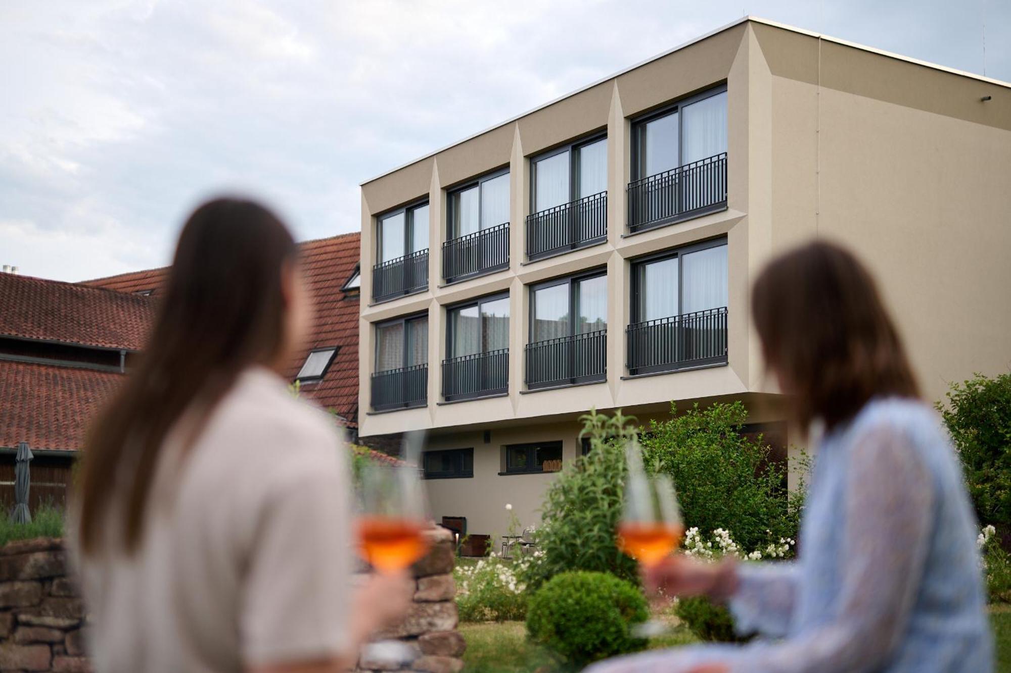 Weinhotel Fritz Walter Niederhorbach Екстер'єр фото